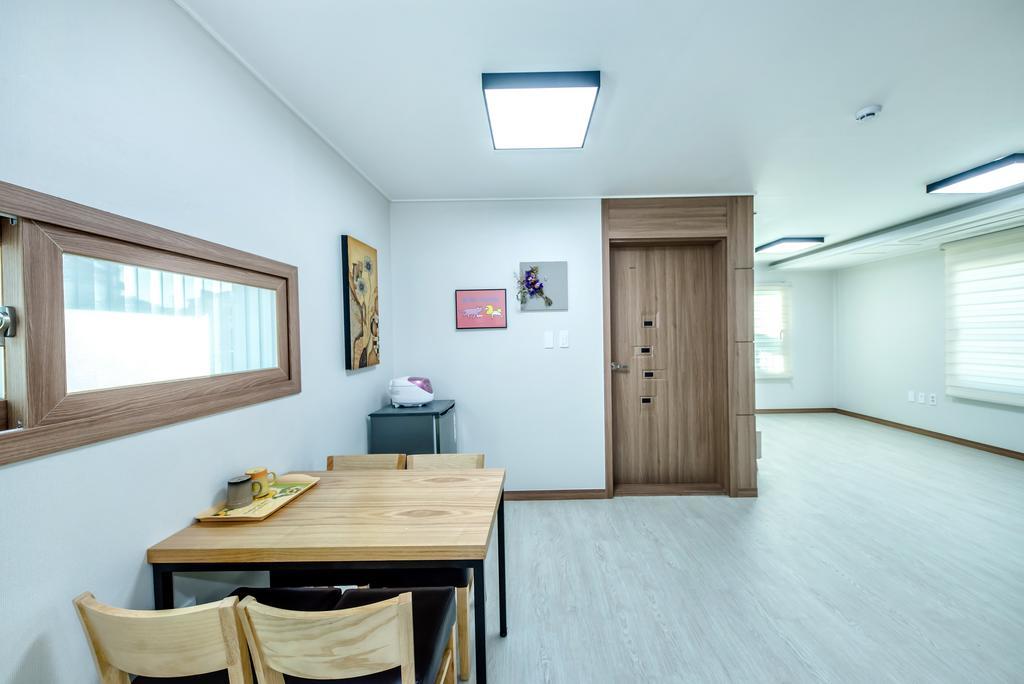 Holcae House Otel Jeju Dış mekan fotoğraf